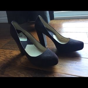 Michael Kors chocolate brown suede pump, sz 10
